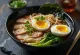 Halal Ramen disajikan dengan ayam, bok choy, dan telur