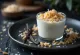 Panna cotta kelapa disajikan