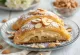 Strudel almond baru dipanggang