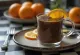 Likur jeruk cokelat disajikan segar