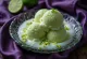 Es krim jeruk nipis disajikan