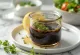 Saus cuka balsamik lemon tarragon disajikan