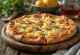 Pizza Hawaii nanas ganda disajikan