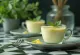 Panna cotta kemangi disajikan
