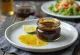 Saus cuka balsamik jeruk nipis kari dalam botol kaca