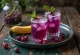 Punch pisang red currant dalam gelas